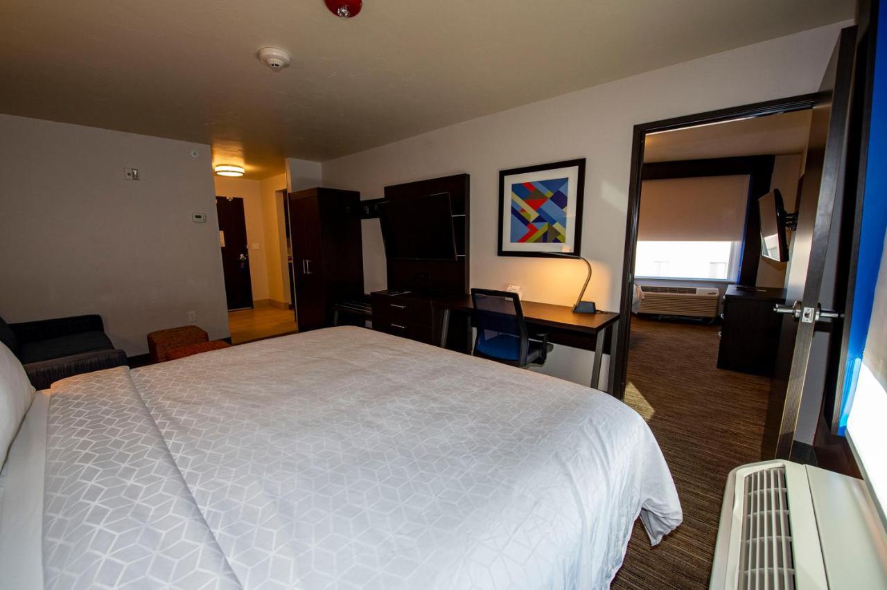 Holiday Inn Express & Suites - Colorado Springs Afa Northgate By Ihg Exteriér fotografie