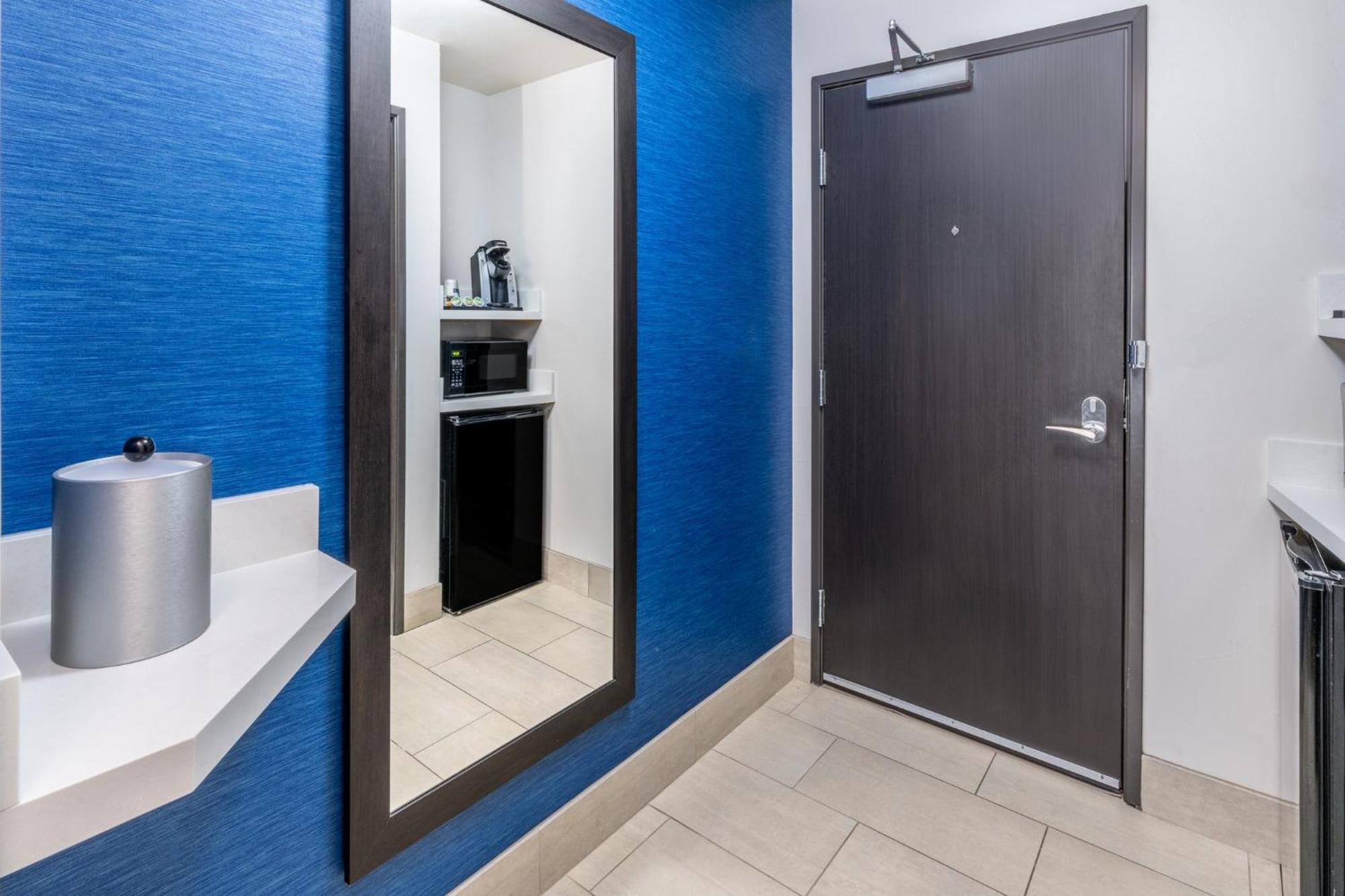 Holiday Inn Express & Suites - Colorado Springs Afa Northgate By Ihg Exteriér fotografie