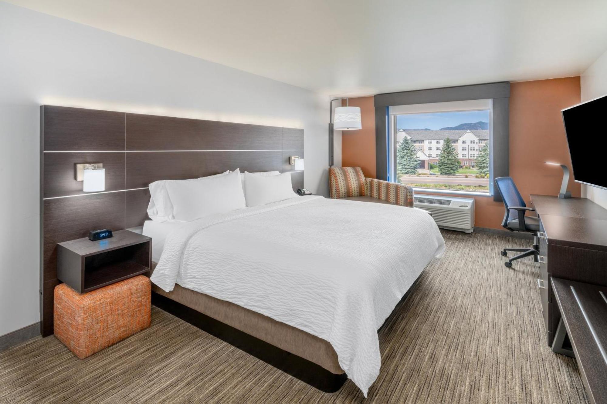 Holiday Inn Express & Suites - Colorado Springs Afa Northgate By Ihg Exteriér fotografie
