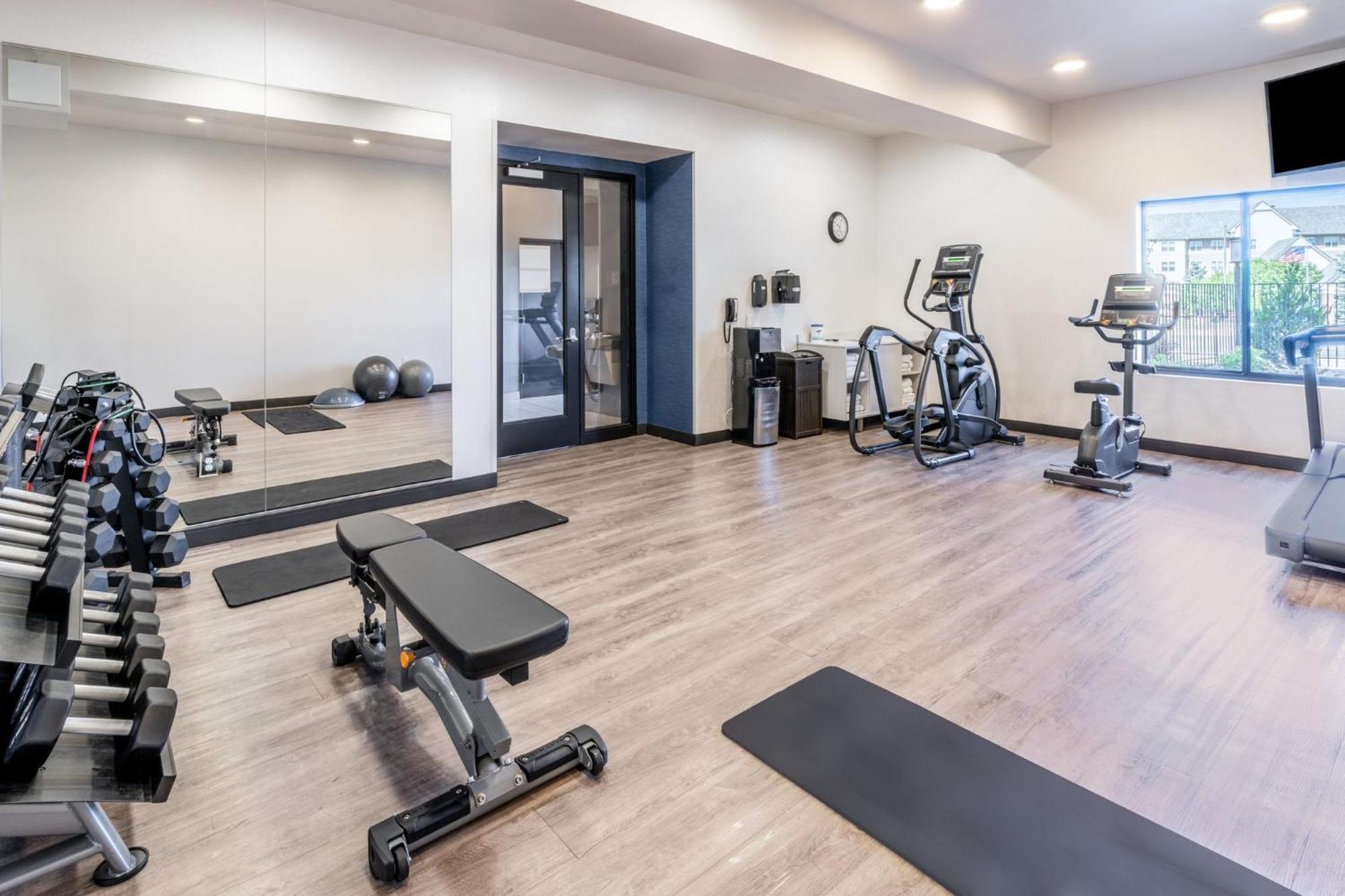 Holiday Inn Express & Suites - Colorado Springs Afa Northgate By Ihg Exteriér fotografie