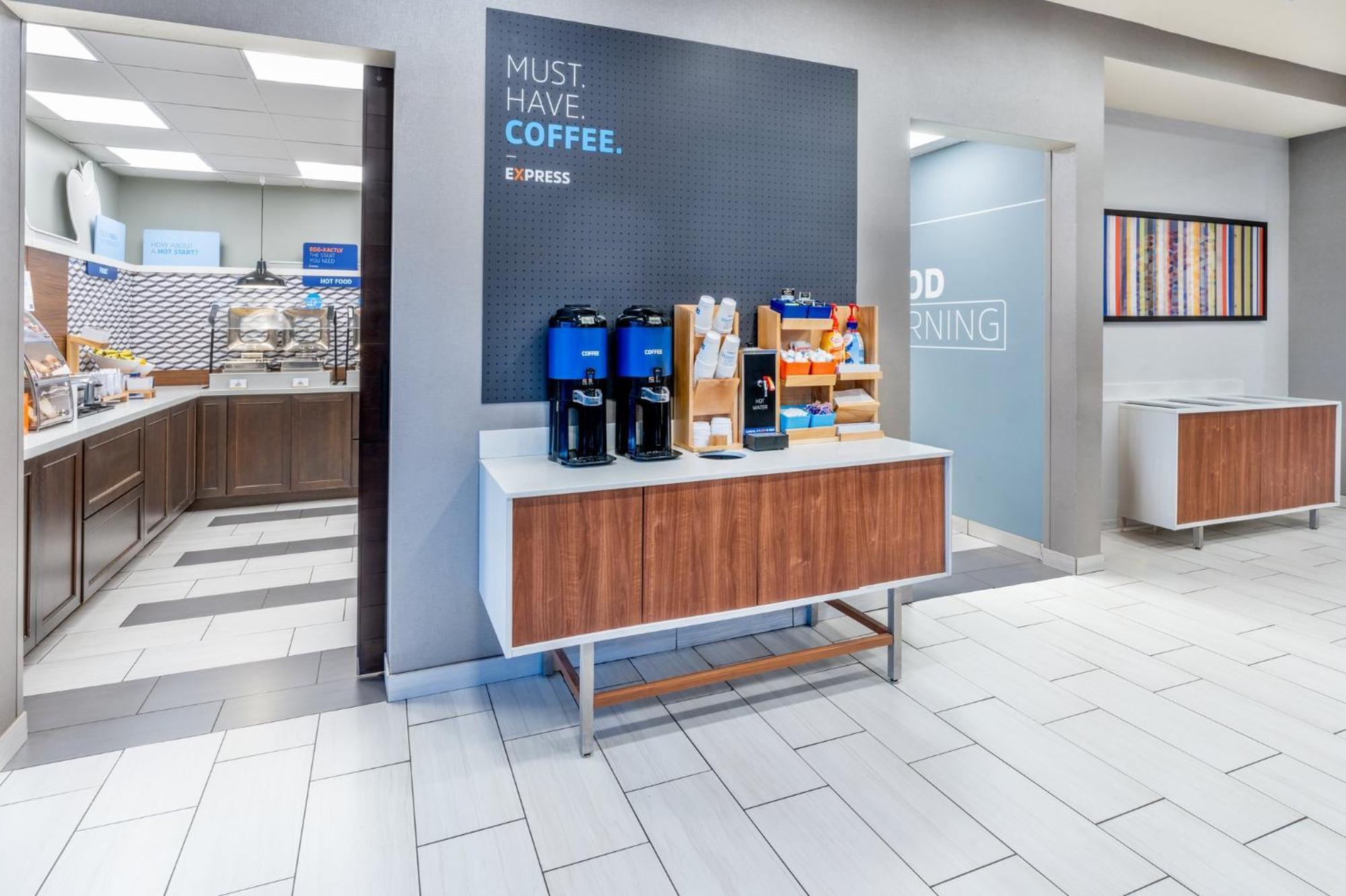 Holiday Inn Express & Suites - Colorado Springs Afa Northgate By Ihg Exteriér fotografie